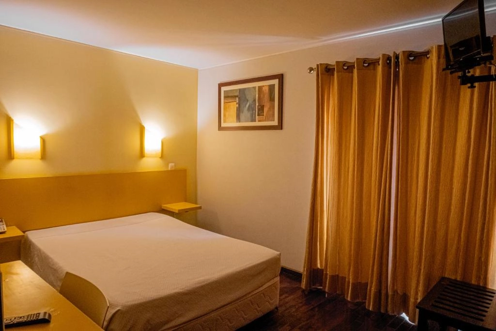 Quarto Single Standard